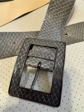 Banana Republic Genuine Leather Reptile Embossed Belt Gray XS